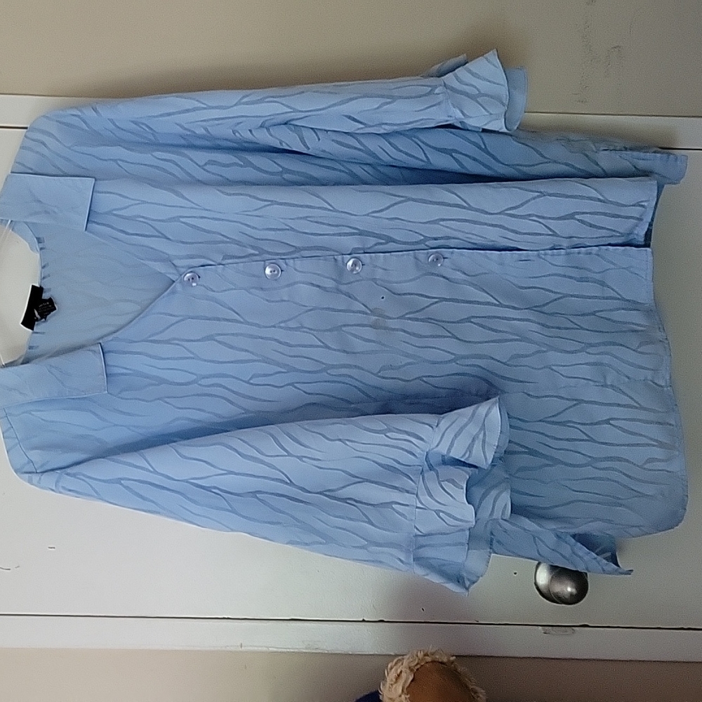 Blue quarter sleeve blouse